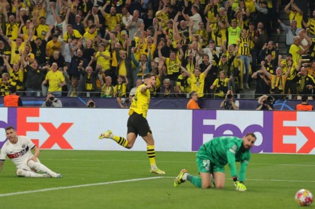 orussia's Niclas Fullkrug (C) celebrates after scoring for the 1-0 lead during the UEFA Champions League semi final, 1st leg match between Borussia Dortmund and Paris Saint-Germain in Dortmund, Germany, 01 May 2024. EPA-EFE/FRIEDEMANN VOGEL