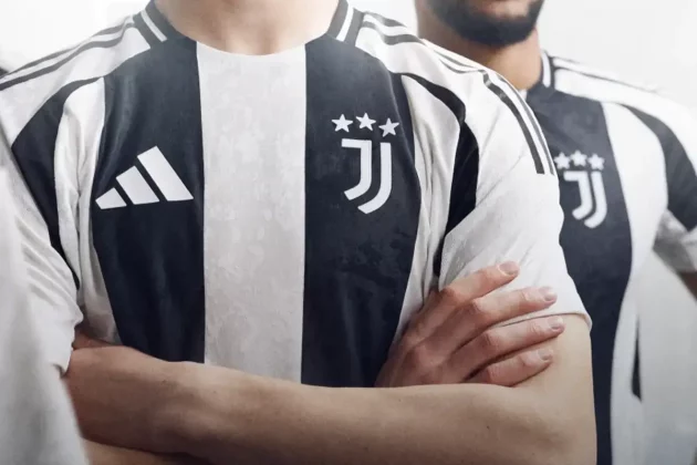 2024-25 Juventus home shirt