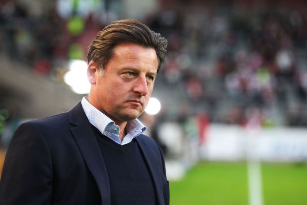 Udinese STUTTGART, GERMANY - OCTOBER 21: Kosta Runjaic, head coach of Muenchen is seen prior to the Second Bundesliga match between VfB Stuttgart and TSV 1860 Muenchen at Mercedes-Benz Arena on October 21, 2016 in Stuttgart, Germany. (Photo by Thomas Niedermueller/Bongarts/Getty Images)