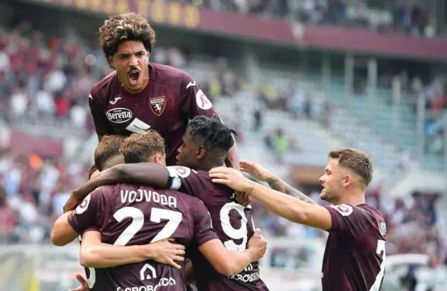 Torino's Ivan Ilic jubilates after scoring the equalizer during the Italian Serie A soccer match Torino FC vs Atalanta Bergamasca Calcio at the Olimpico Grande Torino Stadium in Turin, Italy, 25 August 2024. EPA-EFE/ALESSANDRO DI MARCO