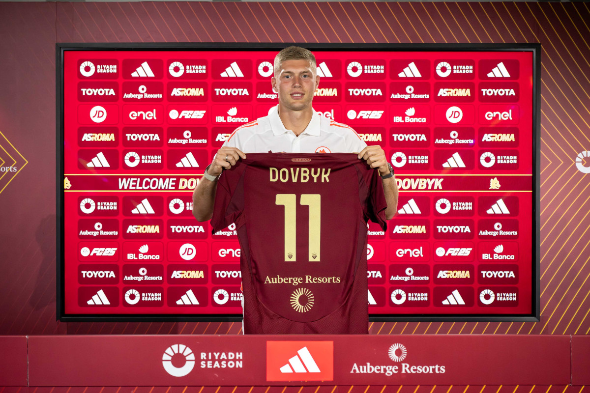 Official : LaLiga top scorer Dovbyk joins Roma in maximum 38.5m deal