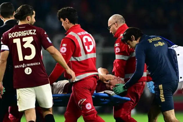 Torino's Dutch defender #03 Perr Schuurs leaves the pitch on a stretcher after an injury during the Italian Serie A football match between Torino and Inter Milan, at Torino's Olympic Stadium, in Turin on October 21, 2023. (Photo by Marco BERTORELLO / AFP) (Photo by MARCO BERTORELLO/AFP via Getty Images)