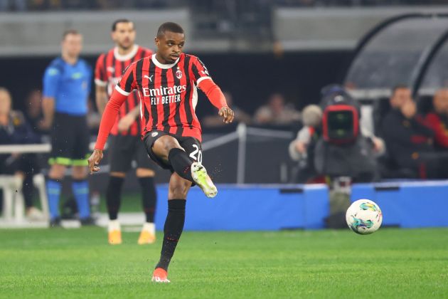 PERTH, AUSTRALIA - MAY 31 : Pierre Kalulu of AC Milan passes the ball away during the friendly between AC Milan and AS Roma at Optus Stadium on May 31, 2024 in Perth, Australia. (Photo by James Worsfold/Getty Images)