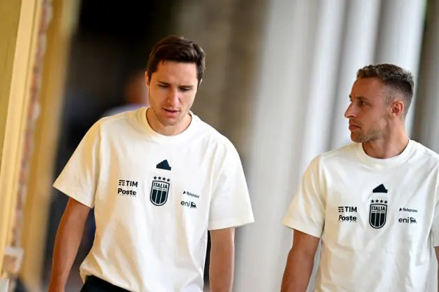 FLORENCE, ITALY - JUNE 01: Federico Chiesa and Davide Frattesi of Italy arrive before an Italy training session at Centro Tecnico Federale di Coverciano on June 01, 2024 in Florence, Italy. (Photo by Claudio Villa/Getty Images)