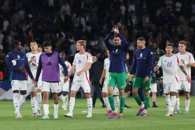 Players of Italy celebrate with their supporters after winning the UEFA Nations League group B soccer match between France and Italy in Paris, France, 06 September 2024. EPA-EFE/MOHAMMED BADRA