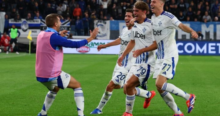 Como’s Nico Paz celebrates with his team-mate after (C) after the 1-2 goal during the Italian Serie A soccer match between Atalanta BC and Como 1907, in Bergamo, Italy, 24 September 2024. EPA-EFE/MICHELE MARAVIGLIA