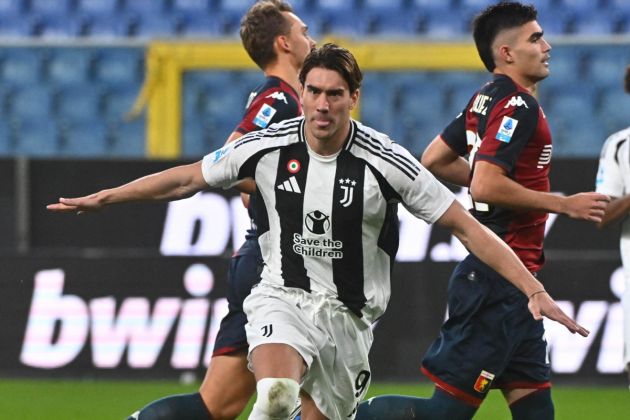 epa11630799 Juventus' Dusa Vlahovic celebrates after scoring a goal during the Italian Serie A soccer match Genoa CFC vs Juventus FC at Luigi Ferraris stadium in Genoa, Italy, 28 September 2024. EPA-EFE/LUCA ZENNARO