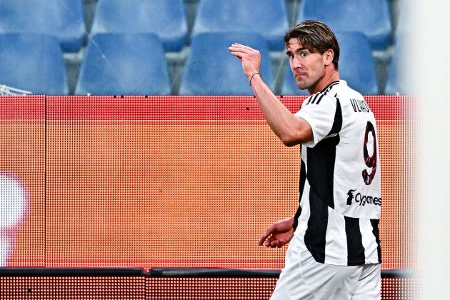 GENOA, ITALY - SEPTEMBER 28: Dusan Vlahovic of Juventus celebrates after scoring his second goal during the Serie A match between Genoa and Juventus at Stadio Luigi Ferraris on September 28, 2024 in Genoa, Italy. (Photo by Simone Arveda/Getty Images)