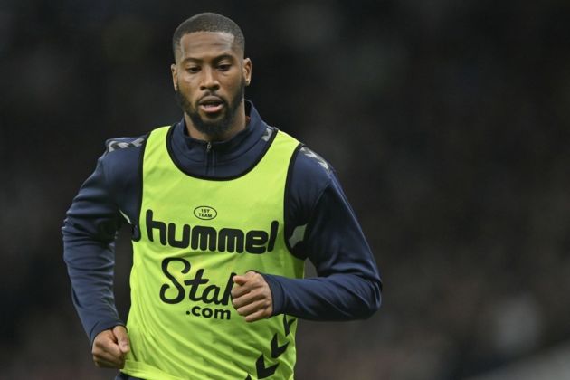 Beto of Everton warms up during the English Premier League soccer match between Tottenham Hotspur and Everton FC, in London, Britain, 23 December 2023. EPA-EFE/VINCE MIGNOTT EDITORIAL USE ONLY. No use with unauthorized audio, video, data, fixture lists, club/league logos, 'live' services or NFTs. Online in-match use limited to 120 images, no video emulation. No use in betting, games or single club/league/player publications. (Juventus links)