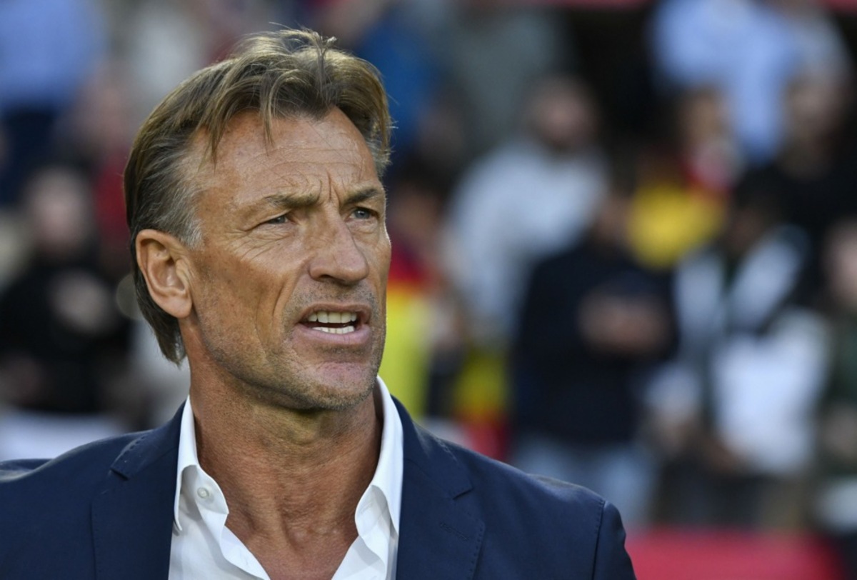 Herve Renard, the potential replacement for Roberto Mancini in Saudi Arabia, on the bench with the France Women's national team.