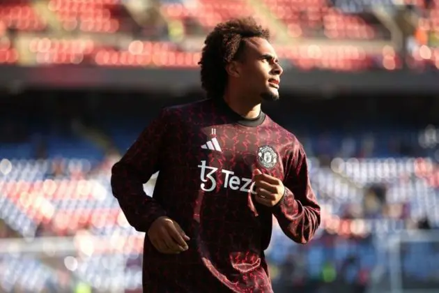 Manchester United's Joshua Zirkzee warms up ahead of the English Premier League soccer match between Crystal Palace and Manchester United in London, Britain, 21 September 2024. EPA-EFE/DAVID CLIFF EDITORIAL USE ONLY. No use with unauthorized audio, video, data, fixture lists, club/player publications.