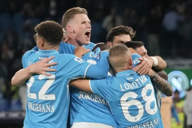 Napoli’s midfielder Scott McTominay (2-L) and his teammates celebrate the 2-1 goal during the Italian Serie A soccer match SSC Napoli vs Como 1907 at Diego Armando Maradona stadium in Naples, Italy, 04 October 2024. EPA-EFE/CESARE ABBATE