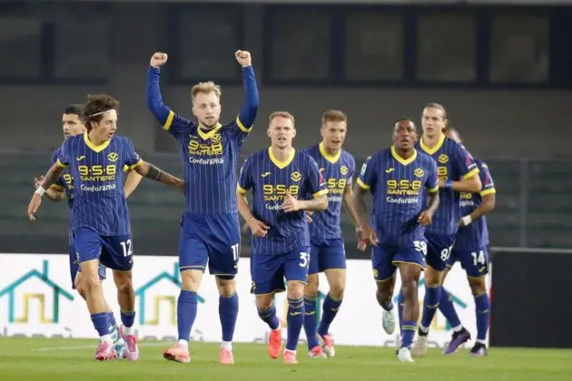 Casper Tengstedt of Hellas Verona celebrates during the Italian Serie A soccer match Hellas Verona vs Venezia at Marcantonio Bentegodi stadium in Verona, Italy, 04 October 2024. EPA-EFE/Emanuele Pennnacchio