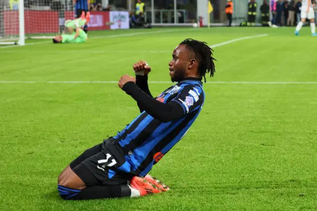 epa11685824 Atalanta's Ademola Lookman celebrates after scoring the 5-0 goal during the Italian Serie A soccer match between Atalanta BC and Hellas Verona, in Bergamo, Italy, 26 October 2024. EPA-EFE/MICHELE MARAVIGLIA