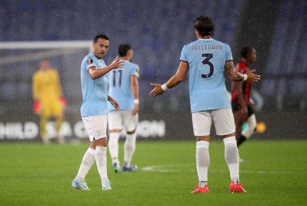 ROME, ITALY - OCTOBER 03: Pedro of Lazio celebrates scoring his team's first goal during the UEFA Europa League 2024/25 League Phase MD2 match between S.S. Lazio and OGC Nice at Stadio Olimpico on October 03, 2024 in Rome, Italy. (Photo by Paolo Bruno/Getty Images)