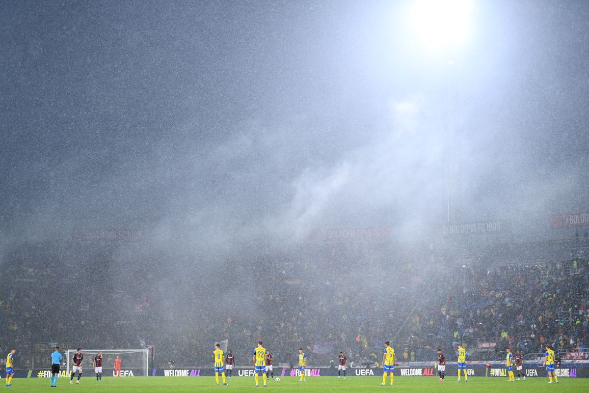 BOLOGNA, ITALY - SEPTEMBER 18: Heavy rain at the start of the 2024/25 UEFA Champions League MD1 phase match between Bologna FC 1909 and FC Shakhtar Donetsk at Stadio Renato Dall'Ara on September 18 2024 in Bologna, Italy. (Photo by Justin Setterfield/Getty Images)