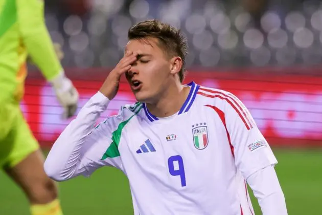Mateo Retegui of Italy puts his hand on his head after a missed chance during the UEFA Nations League soccer match between Belgium and Italy in Brussels, Belgium, 14 November 2024. EPA-EFE/OLIVIER MATTHYS