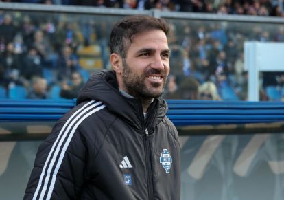 epa11749445 Como 1907's head coach Cesc Fabregas looks on prior to the Italian Serie A soccer match Como 1907 vs AC Monza at Giuseppe Sinigaglia stadium in Como, Italy, 30 November 2024. EPA-EFE/ROBERTO BREGANI