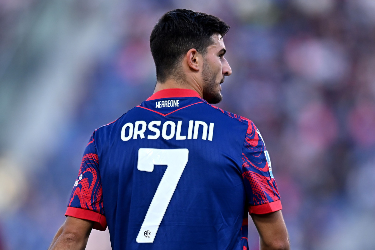 BOLOGNA, ITALY - NOVEMBER 02: Riccardo Orsolini of Bologna during the Serie A match between Bologna and Lecce at Stadio Renato Dall'Ara on November 02, 2024 in Bologna, Italy. (Photo by Alessandro Sabattini/Getty Images)