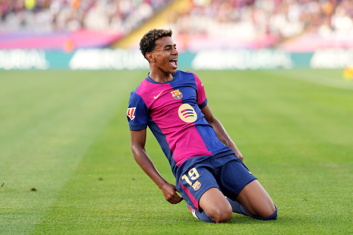 Official Lamine Yamal Wins 2024 Golden Boy Award Footballitarian