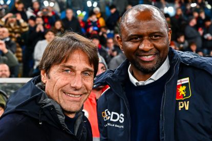 GENOA, ITALY - DECEMBER 21: Antonio Conte, head coach of Napoli (left), and Patrick Vieira, head coach of Genoa, pose for a picture prior to kick-off in the Serie A match between Genoa and Napoli at Stadio Luigi Ferraris on December 21, 2024 in Genoa, Italy. (Photo by Simone Arveda/Getty Images)