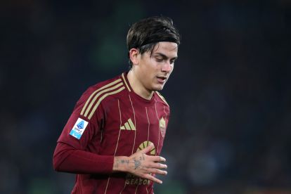 ROME, ITALY - DECEMBER 07: Paulo Dybala of AS Roma looks on during the Serie A match between AS Roma and Lecce at Stadio Olimpico on December 07, 2024 in Rome, Italy. (Photo by Paolo Bruno/Getty Images)