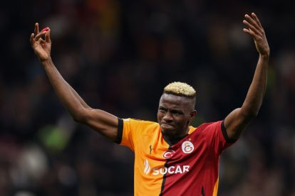 ISTANBUL, TURKEY - NOVEMBER 7: Victor Osimhen of Galatasaray celebrates victory during the UEFA Europa League 2024/25 League Phase MD4 match between Galatasaray A.S. and Tottenham Hotspur at Rams Park on November 7, 2024 in Istanbul, Turkey. (Photo by Ahmad Mora/Getty Images)