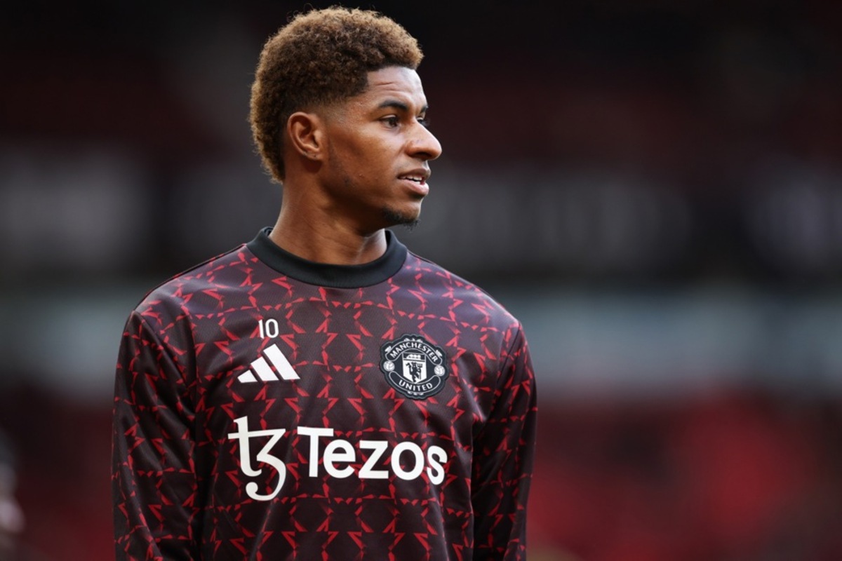 Marcus Rashford of Manchester United during warm-up before the English Premier League soccer match between Manchester United vs Tottenham Hotspur, in Manchester, Britain, 29 September 2024. EPA-EFE/ADAM VAUGHAN EDITORIAL USE ONLY. No use with unauthorized audio, video, data, fixture lists, club/league logos or 'live' services. Online in-match use limited to 120 images, no video emulation. No use in betting, games or single club/league/player publications.