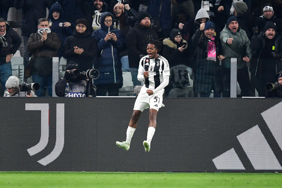 TURIN, ITALY - JANUARY 18: Samuel Mbangula of Juventus celebrates scoring his team's first goal during the Serie A match between Juventus and AC Milan at Allianz Stadium on January 18, 2025 in Turin, Italy. (Photo by Valerio Pennicino/Getty Images)