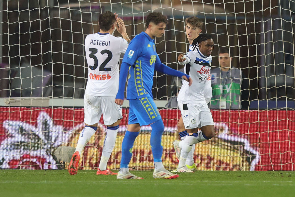 EMPOLI, ITALY - FEBRUARY 23: Ademola Lookman of Atalanta BC celebrates after scoring a goal during the Serie A match between Empoli and Atalanta at Stadio Carlo Castellani on February 23, 2025 in Empoli, Italy. (Photo by Gabriele Maltinti/Getty Images)