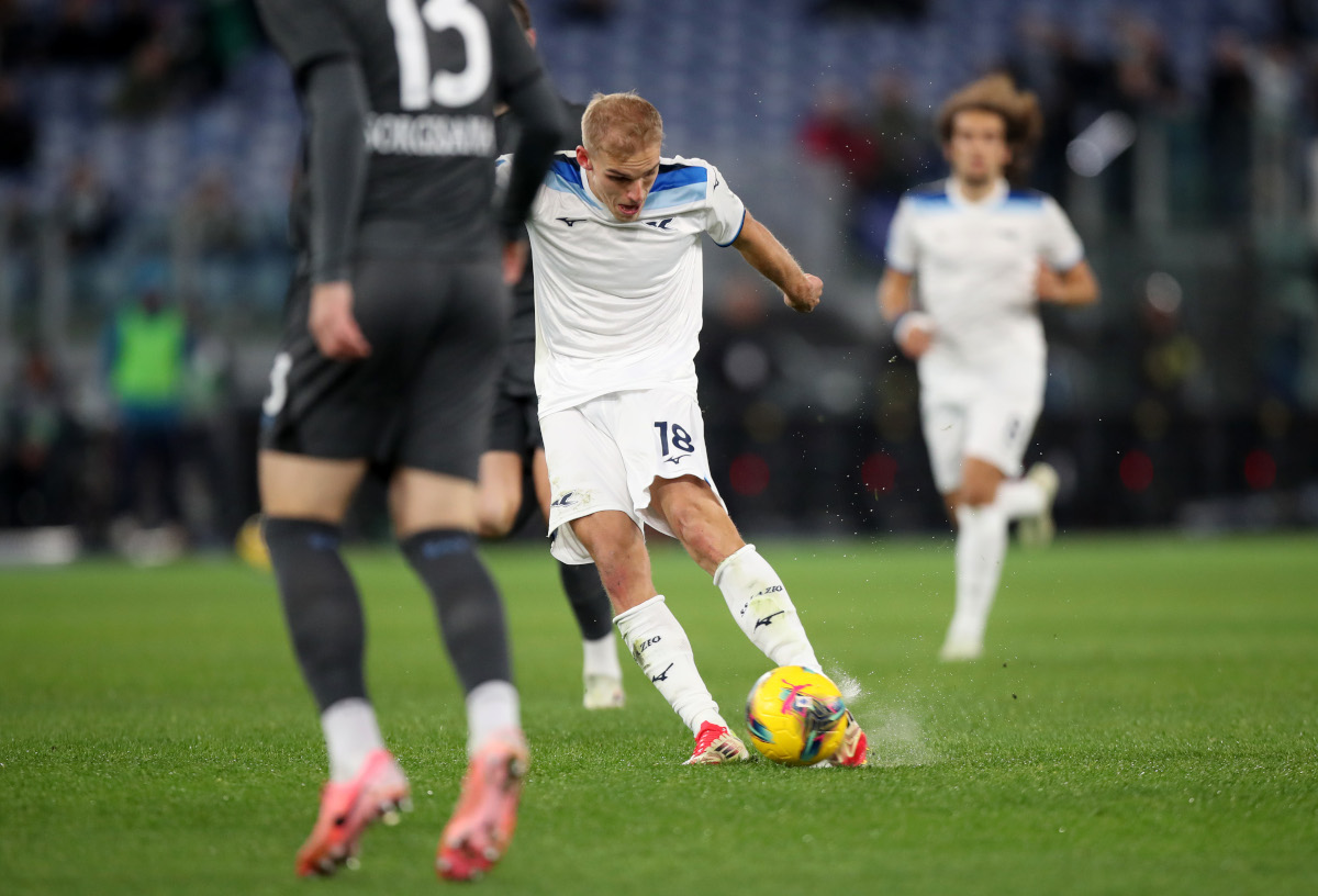 ROME, ITALY - FEBRUARY 15: Gustav Isaksen of Lazio scores his team's first goal during the Serie A match between SS Lazio and Napoli at Stadio Olimpico on February 15, 2025 in Rome, Italy. (Photo by Paolo Bruno/Getty Images)