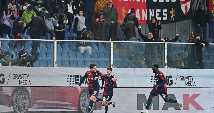 Lazio monitor Genoa left-back Martin as Rossoblu push for renewal
