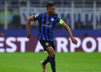 Denzel Dumfries captains Inter against Feyenoord in the Champions League round of 16 second leg against Feyenoord (picture: @inter via X).