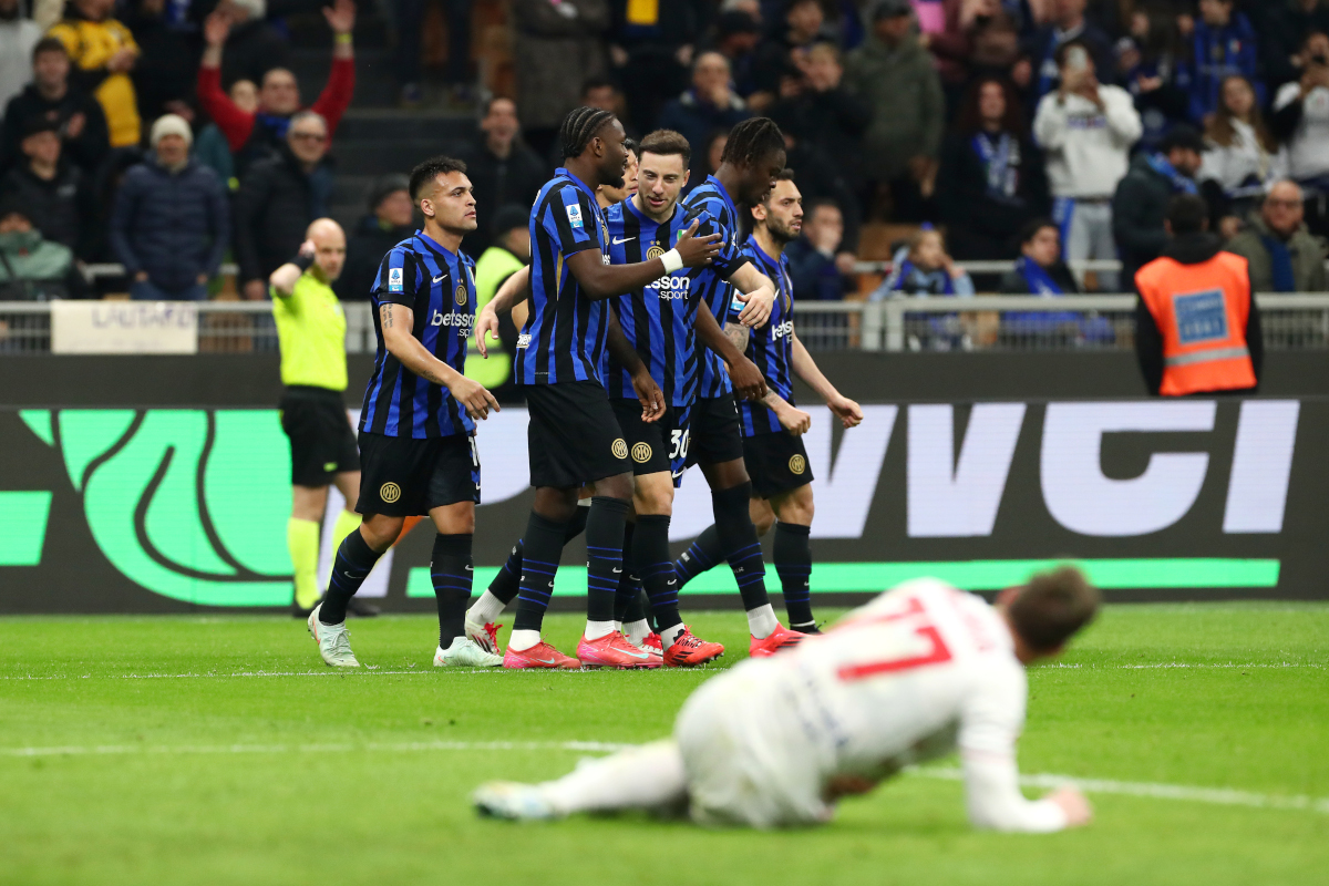 MILAN, ITALY - MARCH 08: FC Internazionale players celebrating Georgios Kyriakopoulos of Monza own goal resulting in FC Internazionale's third goal during the Serie A match between FC Internazionale and Monza at Stadio Giuseppe Meazza on March 08, 2025 in Milan, Italy. (Photo by Marco Luzzani/Getty Images)
