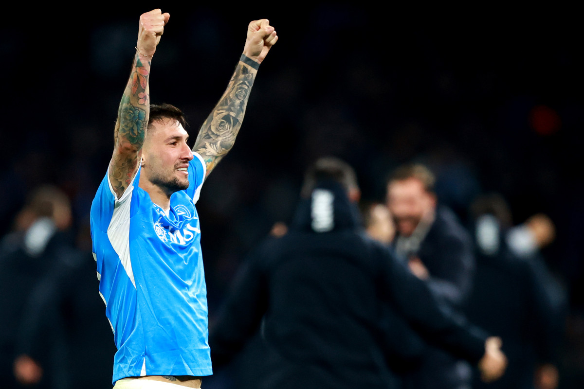 Video: Napoli star Politano catches Milan defence napping for quick 1-0 lead