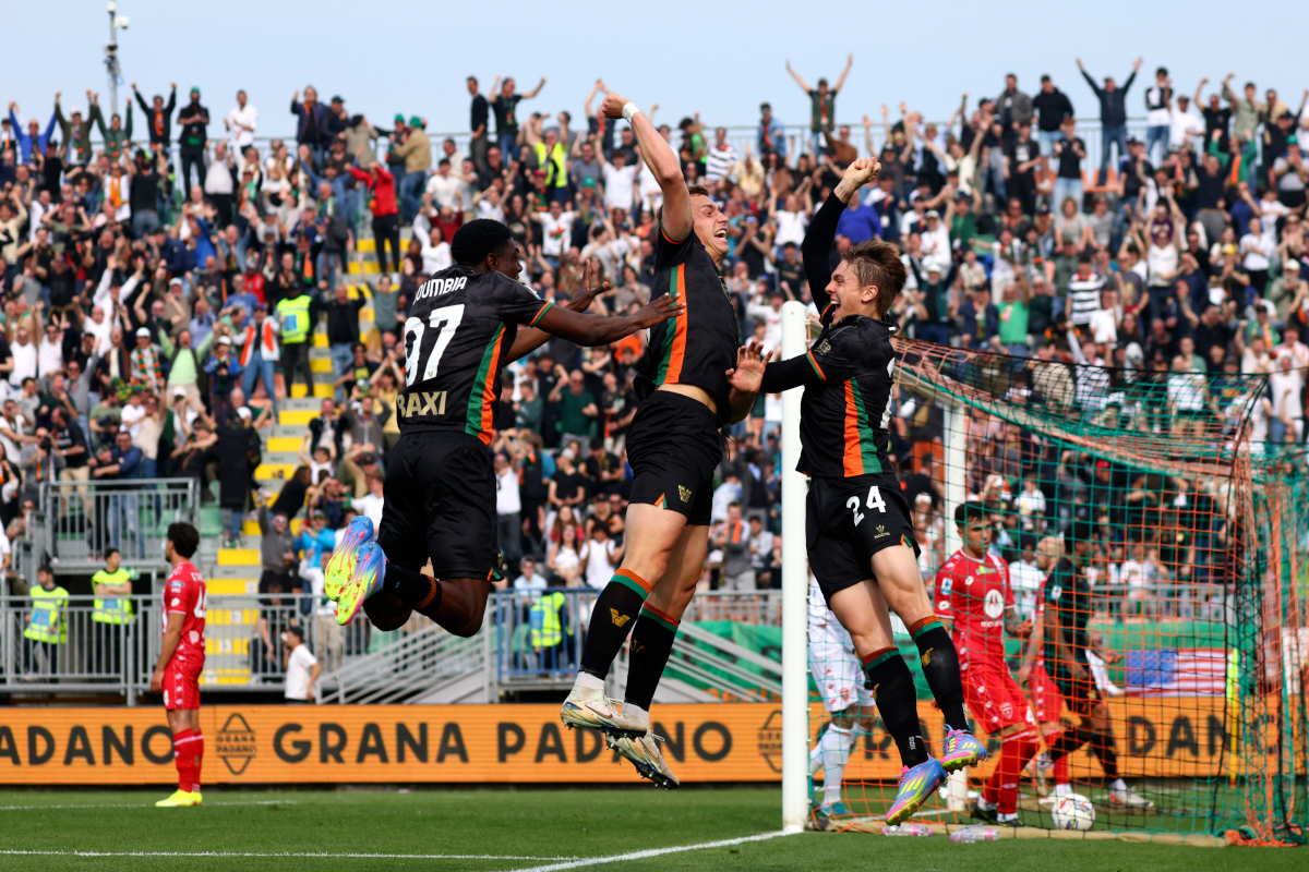 VENICE, ITALY - APRIL 12: Daniel Fila of Venezia celebrates with their teammates after scoring his team's advantage goal during the Serie A match between Venezia and Monza at Stadio Pier Luigi Penzo on April 12, 2025 in Venice, Italy. (Photo by Maurizio Lagana/Getty Images)