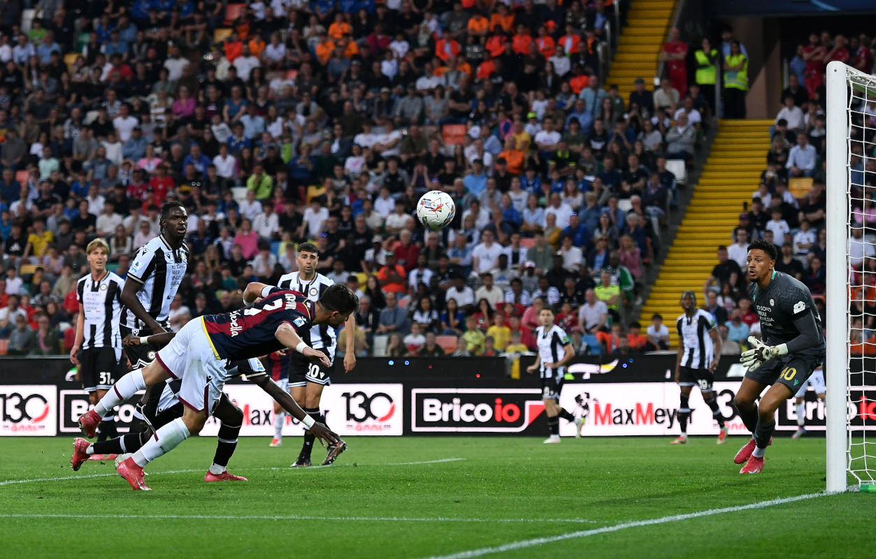UDINE, ITALY - APRIL 28: Riccardo Orsolini of Bologna misses a chance to score during the Serie A match between Udinese and Bologna at Stadio Friuli on April 28, 2025 in Udine, Italy. (Photo by Alessandro Sabattini/Getty Images)