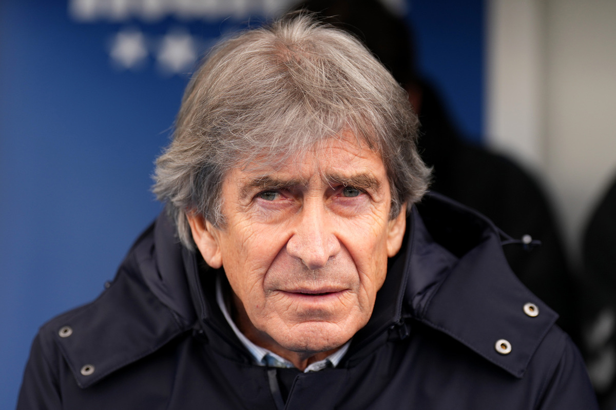 Official Line-ups for the First Leg of the Conference League Semi-Final 2 LEGANES, SPAIN - MARCH 16: Manuel Pellegrini, Head Coach of Real Betis, looks on prior to the LaLiga match between CD Leganes and Real Betis Balompie at Estadio Municipal de Butarque on March 16, 2025 in Leganes, Spain. (Photo by Angel Martinez/Getty Images)