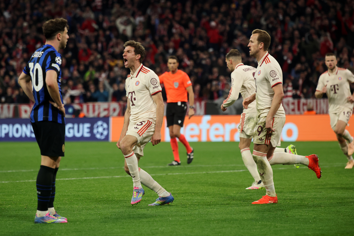 MUNICH GERMANY APRIL 08 Thomas Mueller of Bayern Munich celebrates scoring his team's first goal during the UEFA Champions League 2024/25 Quarter Final First Leg match between FC Bayern München and FC Internazionale Milano at Fussball Arena Muenchen on April 08, 2025 in Munich, Germany. (Photo by Alex Grimm/Getty Images)