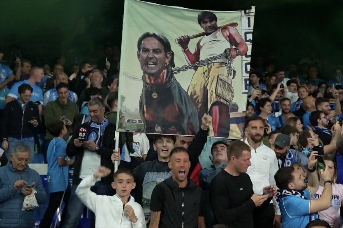 napoli-fans-recreate-dumfries-and-theo-hernandez-banner-aimed-at