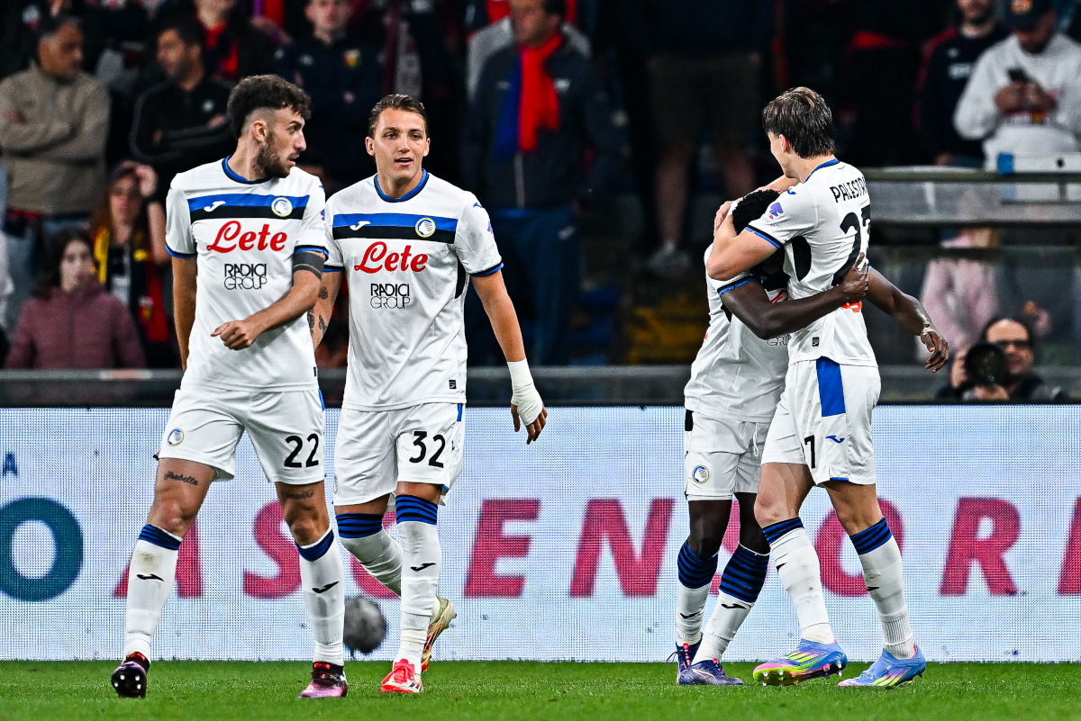 GENOA, ITALY - MAY 17: Ibrahim Sulemana of Atalanta (2nd R) celebrates with his team-mate Marco Palestra after scoring a goal during the Serie A match between Genoa and Atalanta at Stadio Luigi Ferraris on May 17, 2025 in Genoa, Italy. (Photo by Simone Arveda/Getty Images)