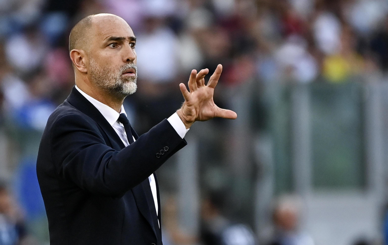 EPA12089277 Juventus head coach Igor Tudor responds during Italian Serie A soccer match during a soccer match between SS Lazio and Juventus FC at Olipico Stadium in Rome, Italy on May 10, 2025. EPA-EFE/Riccardo Antimiiani