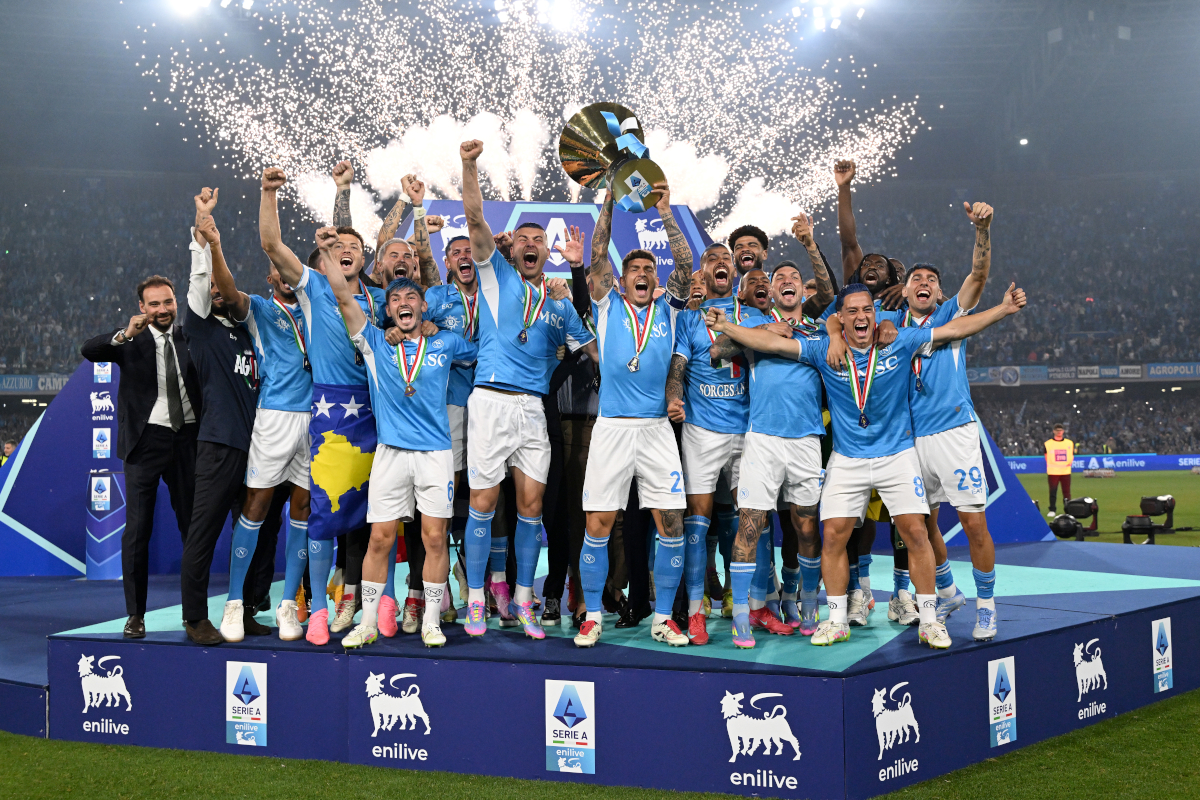 Naples, Italy - May 23: Giovanni di Lorenzo of Naples lifts the Serie A Timsk Det title trophy after team victory in team match in Naples and Cagliari Serie A match in Naples and Cagliari Serie A match in Italy on May 23, 2025 in Naples. (Photo: Francesco Pecoraro/Getty Images)