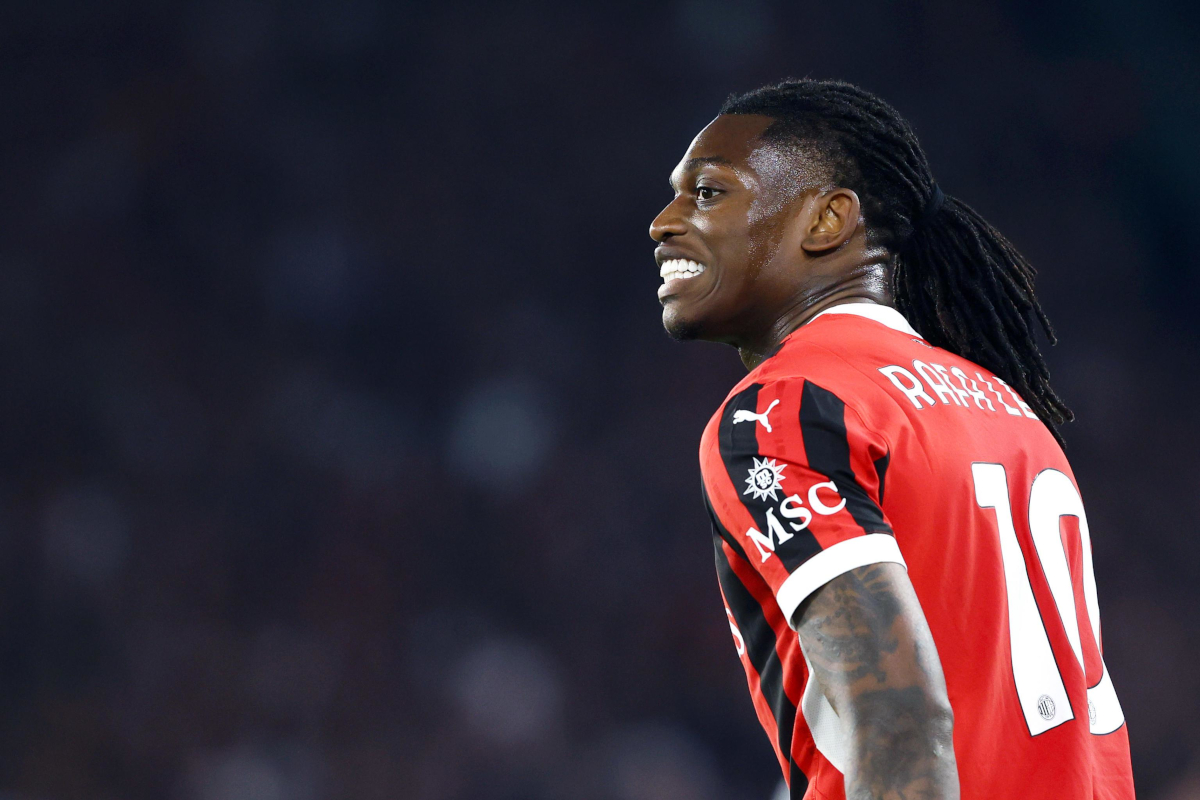 epa12100655 Rafael Leao of Milan during the Italian Cup final soccer match between AC Milan and Bologna FC in Rome, Italy, 14 May 2025. EPA-EFE/FEDERICO PROIETTI
