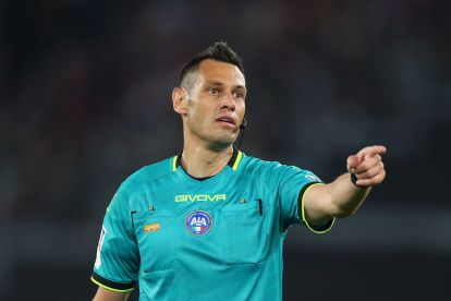 ROME, ITALY - MAY 14: Referee Maurizio Mariani reacts during the Coppa Italia Final match between AC Milan and Bologna at Stadio Olimpico on May 14, 2025 in Rome, Italy. (Photo by Paolo Bruno/Getty Images)