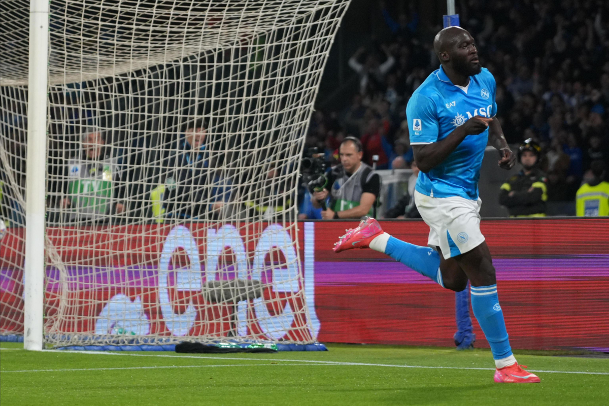 EPA12092547 Napoli forward Romelu Lukaku celebrates after scoring a goal at Italian Serie A soccer match SSC Napoli vs CF Genoa on May 11, 2025 at Diego Armando Maradona Stadium in Napoli.