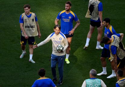 MUNICH, GERMANY - MAY 30: Simone Inzaghi, Head Coach of FC Internazionale, gives instructions to the players during a FC Internazionale training session ahead of the UEFA Champions League Final 2025 between Paris Saint-Germain and FC Internazionale Milano at Munich Football Arena on May 30, 2025 in Munich, Germany. (Photo by Stu Forster/Getty Images)