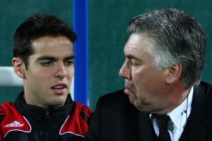 DUBAI, UNITED ARAB EMIRATES - JANUARY 06: Kaka (L) of AC Milan speaks with Carlo Ancelotti (R), manager of AC Milan before the Dubai Football Challenge match between AC Milan and Hamburger SV at The Emirates Sevens Stadium on January 6, 2009 in Dubai, United Arab Emirates. (Photo by Ryan Pierse/Getty Images)