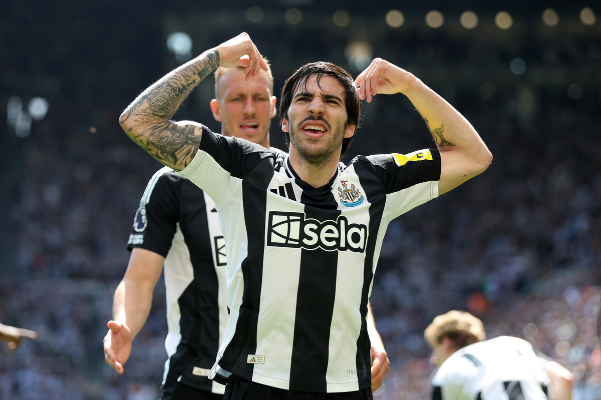 Tonali puts Newcastle ahead 2 minutes into crucial Champions League decider against Chelsea