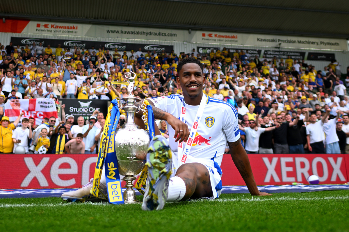 Milan interested in out-of-contract Leeds United defender linked with LaLiga move – Football Italia – May 7 latest